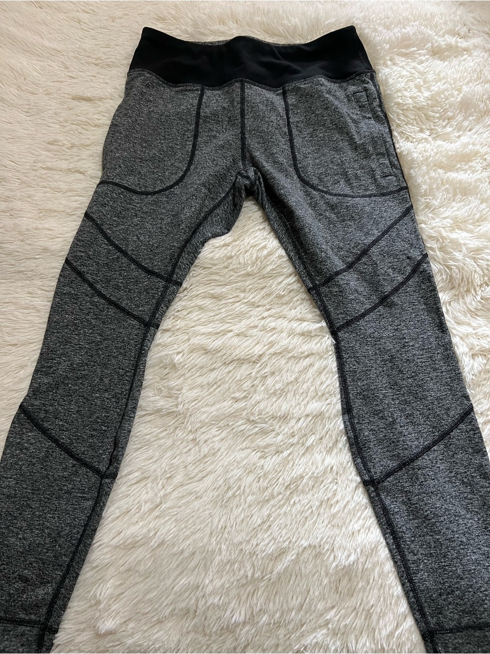 Duluth Trading Co Gray Athletic Leggings with Black Waistband